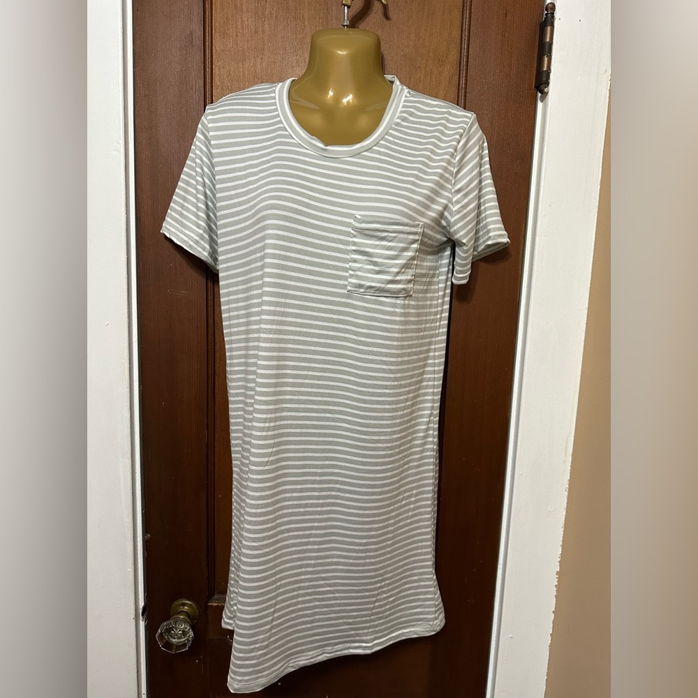 3pc Like New Real Essentials Nightgowns